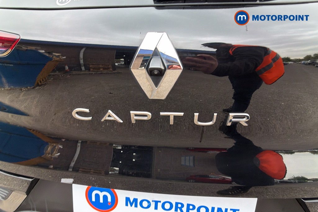 Renault Captur Se Edition Manual Petrol SUV - Stock Number (1624090) - 37th supplementary image