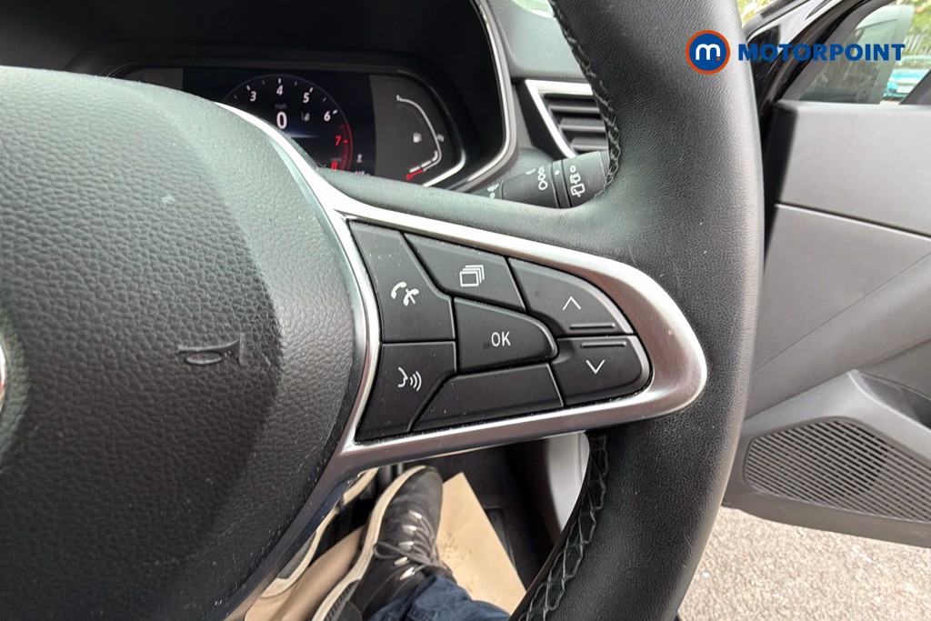 Renault Clio Evolution Manual Petrol Hatchback - Stock Number (1624473) - 4th supplementary image