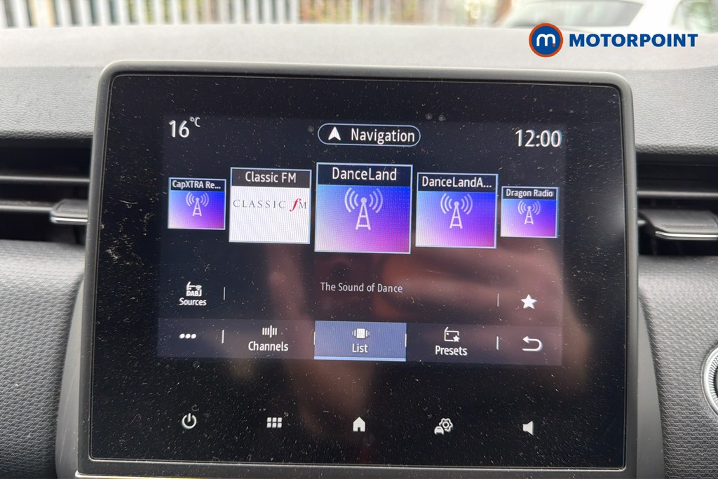 Renault Clio Evolution Manual Petrol Hatchback - Stock Number (1624473) - 9th supplementary image