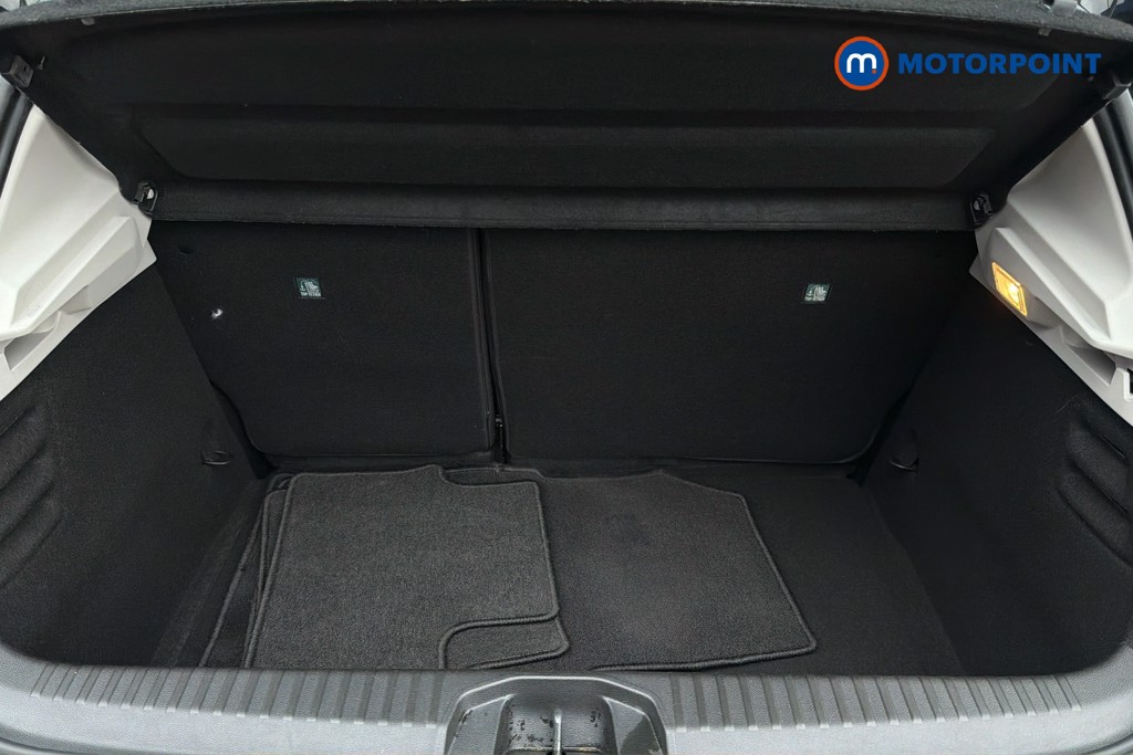 Renault Clio Evolution Manual Petrol Hatchback - Stock Number (1624473) - 33rd supplementary image
