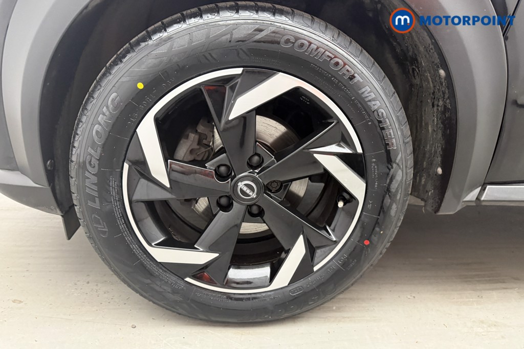 Nissan Juke N-Connecta Automatic Petrol SUV - Stock Number (1626699) - 21st supplementary image