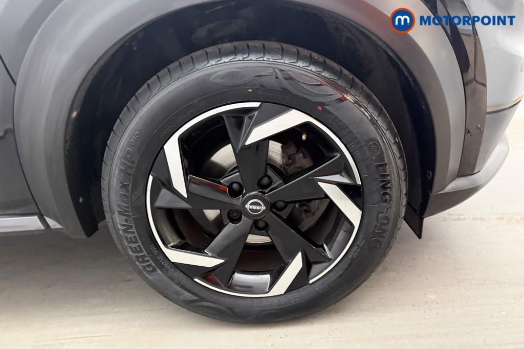 Nissan Juke N-Connecta Automatic Petrol SUV - Stock Number (1626699) - 24th supplementary image