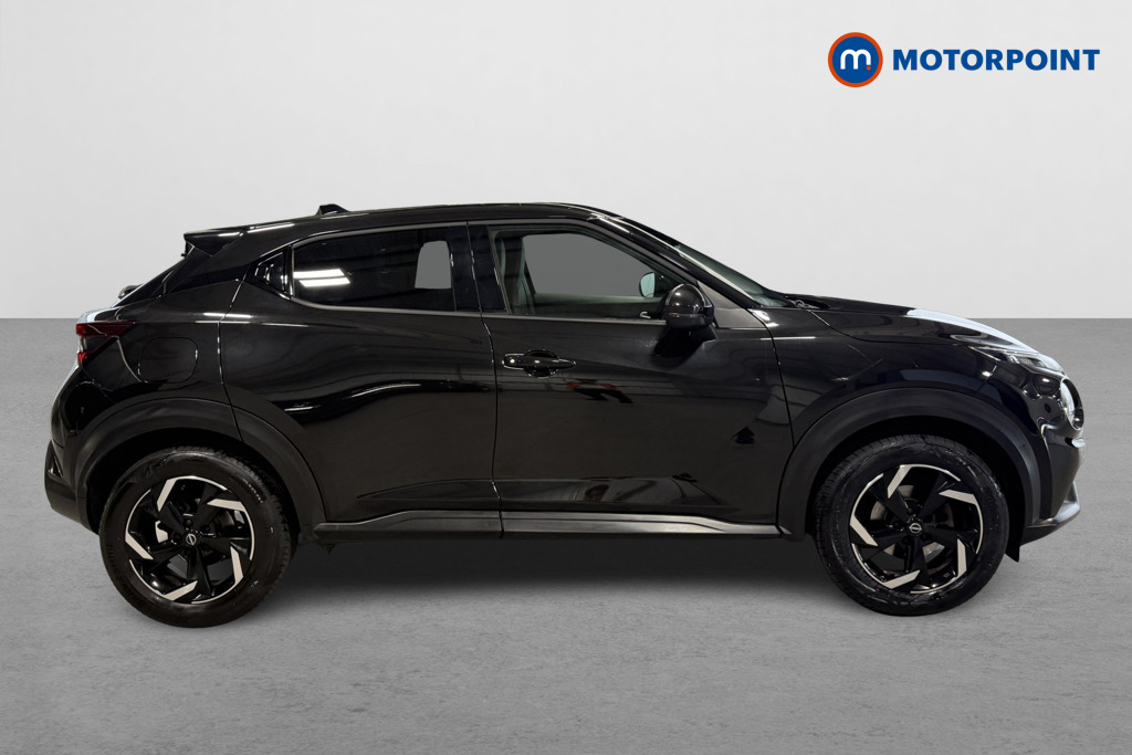 Nissan Juke N-Connecta Automatic Petrol SUV - Stock Number (1626699) - Drivers side