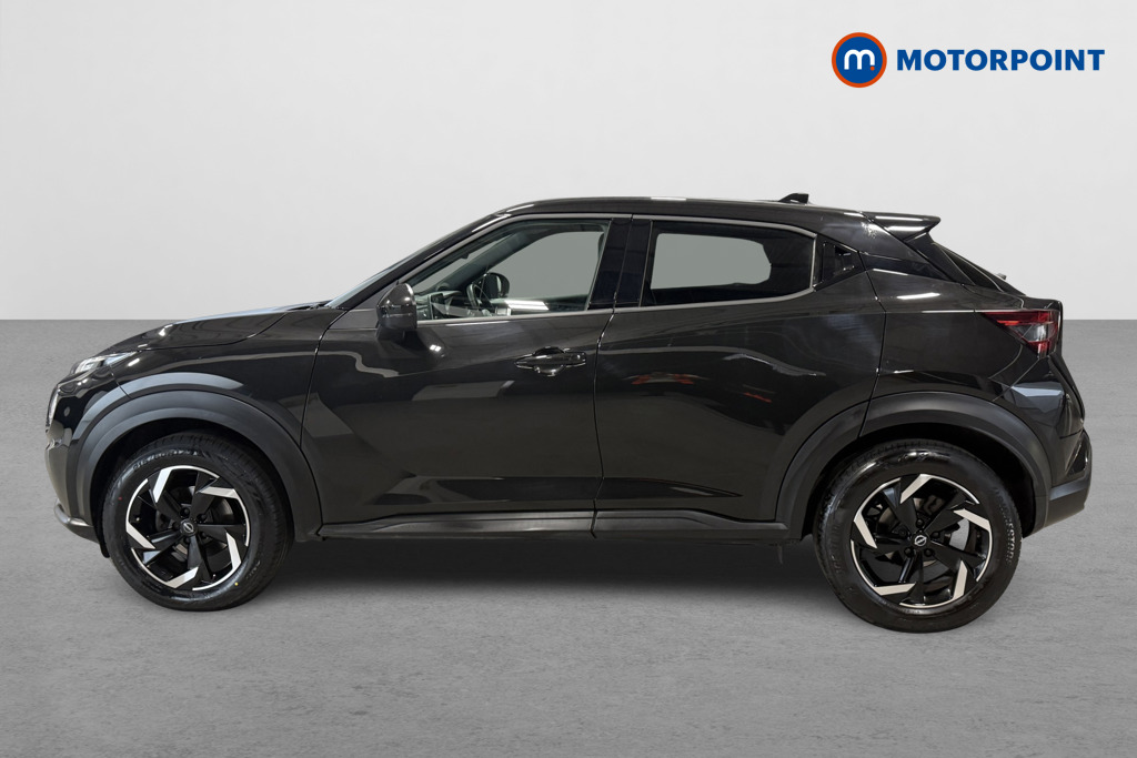 Nissan Juke N-Connecta Automatic Petrol SUV - Stock Number (1626699) - Passenger side