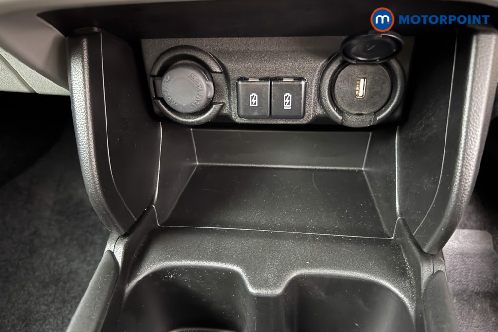 Suzuki Swift Motion Automatic Petrol Hatchback - Stock Number (1626719) - 16th supplementary image