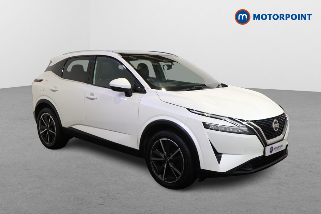 Nissan Qashqai Tekna Manual Petrol SUV - Stock Number (1627530) - Drivers side front corner