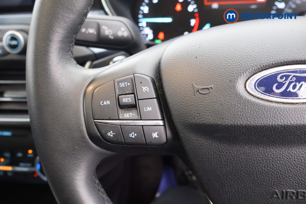 Ford Focus Active X Manual Petrol Estate - Stock Number (1628162) - 2nd supplementary image