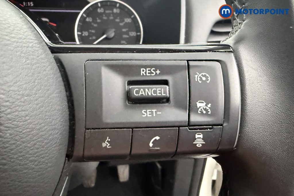 Nissan Qashqai Acenta Premium Manual Petrol SUV - Stock Number (1629037) - 4th supplementary image