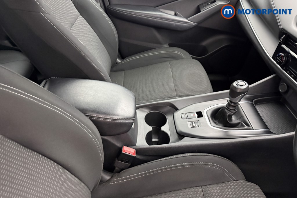 Nissan Qashqai Acenta Premium Manual Petrol SUV - Stock Number (1629037) - 13th supplementary image