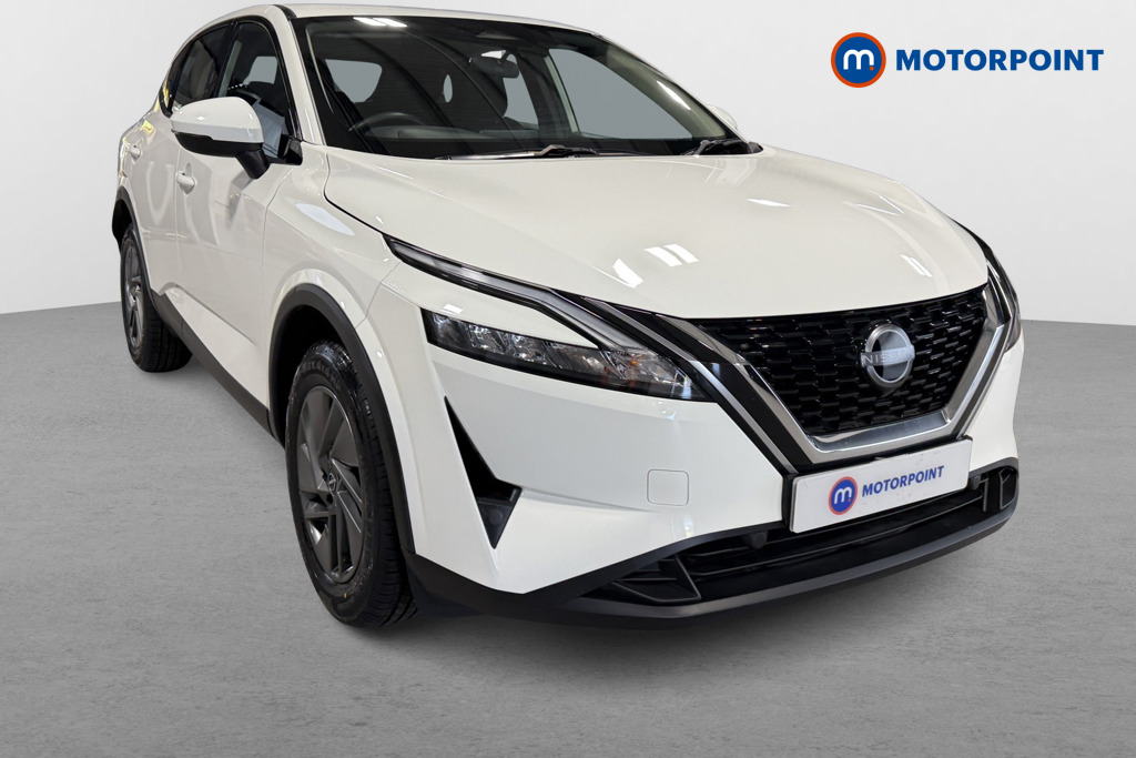 Nissan Qashqai Acenta Premium Manual Petrol SUV - Stock Number (1629037) - Drivers side front corner