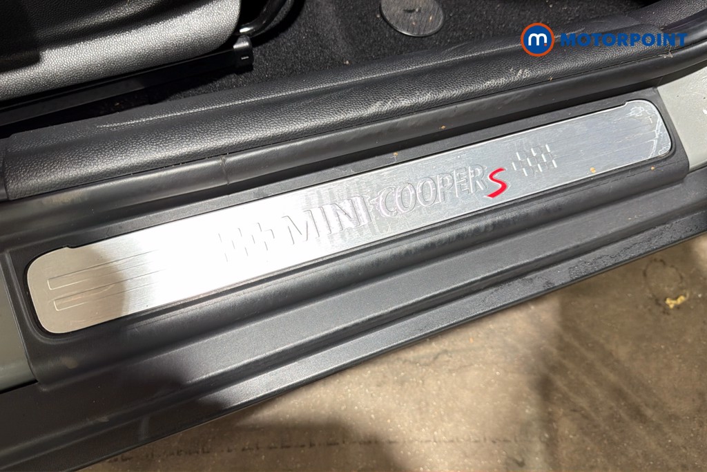 Mini Hatchback Cooper S Classic Automatic Petrol Hatchback - Stock Number (1629056) - 27th supplementary image