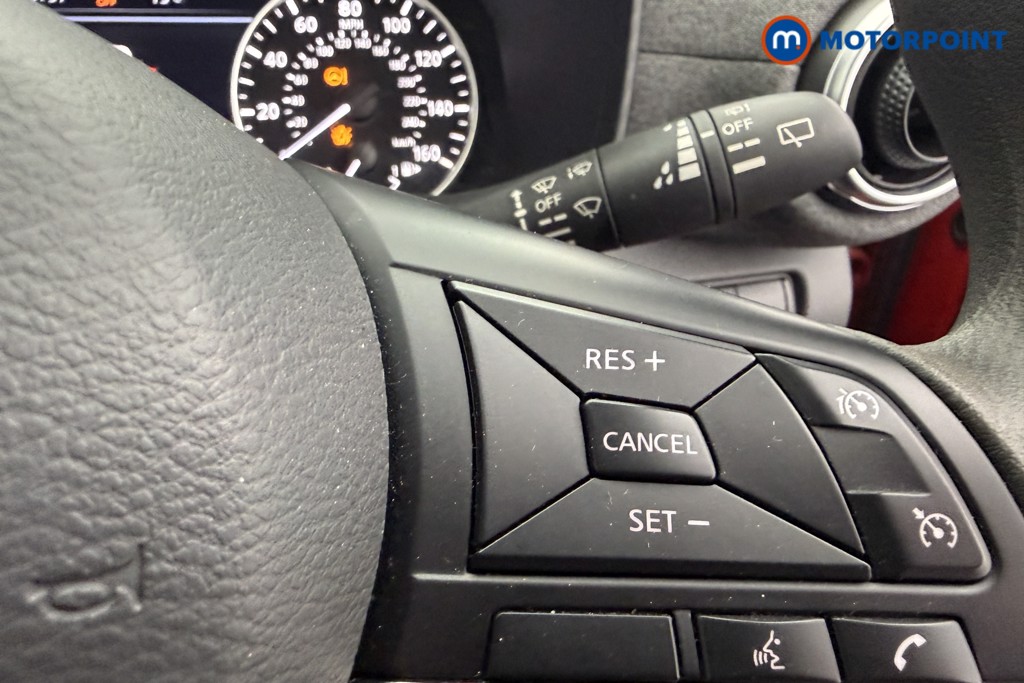 Nissan Juke Acenta Premium Manual Petrol SUV - Stock Number (1629142) - 13th supplementary image