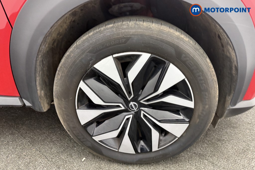 Nissan Juke Acenta Premium Manual Petrol SUV - Stock Number (1629142) - 20th supplementary image