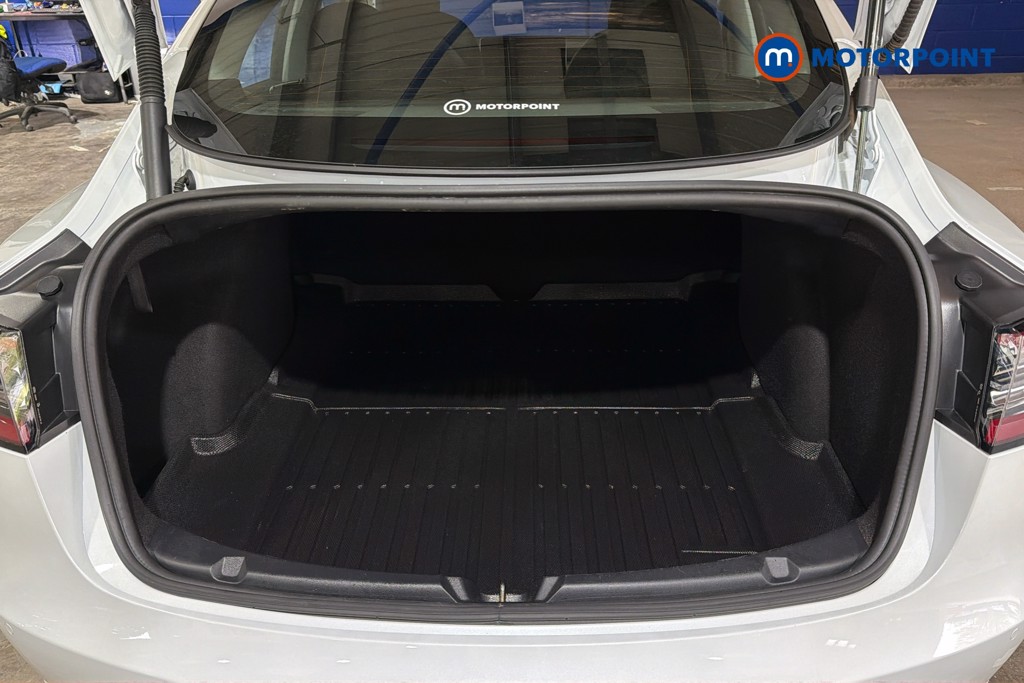 Tesla Model 3 Long Range Automatic Electric Saloon - Stock Number (1629192) - 33rd supplementary image