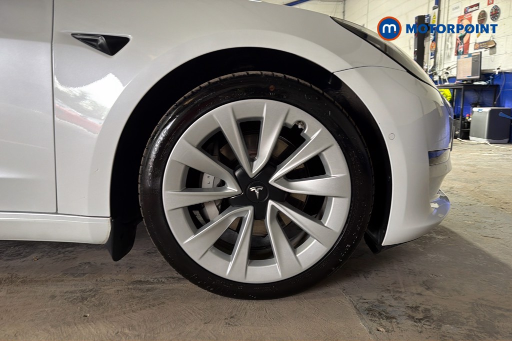 Tesla Model 3 Long Range Automatic Electric Saloon - Stock Number (1629192) - 50th supplementary image