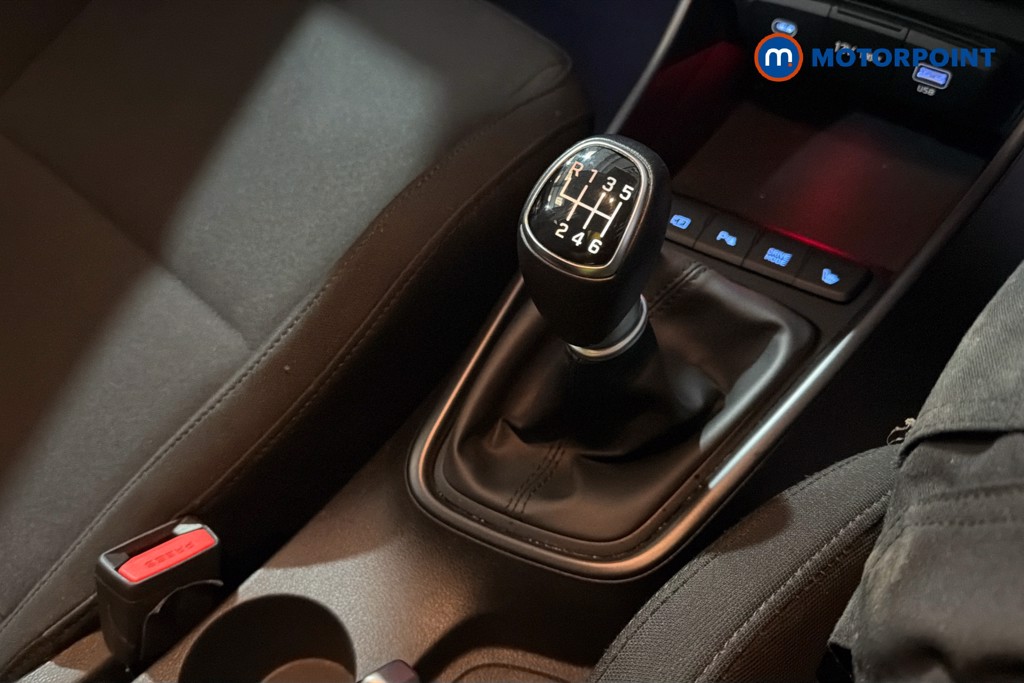 Hyundai I20 Premium Manual Petrol Hatchback - Stock Number (1629279) - 15th supplementary image