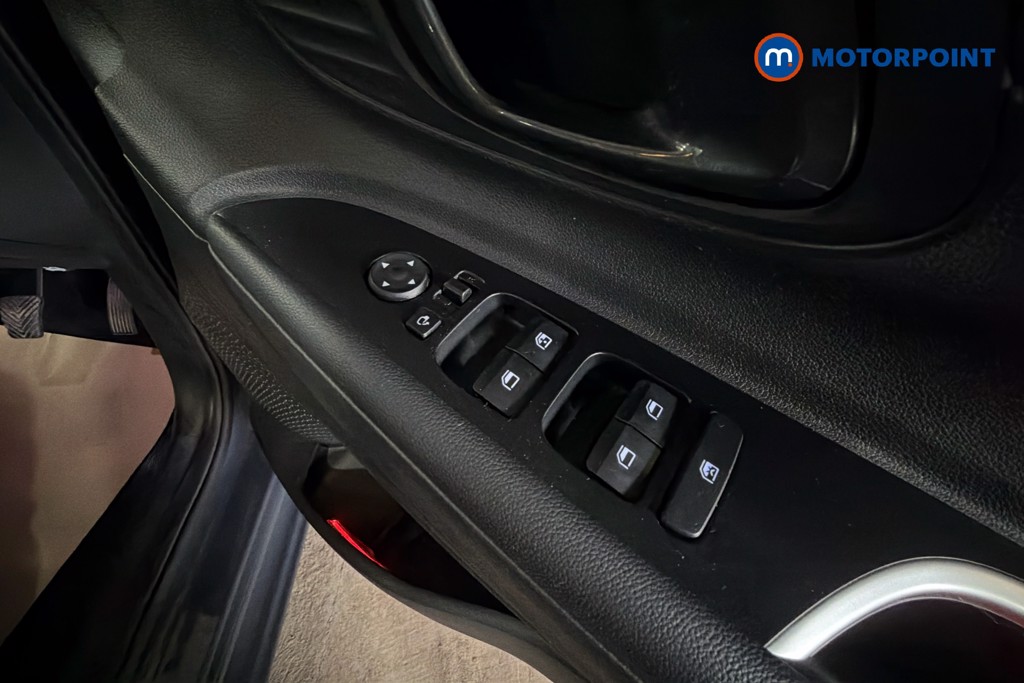 Hyundai I20 Premium Manual Petrol Hatchback - Stock Number (1629279) - 20th supplementary image