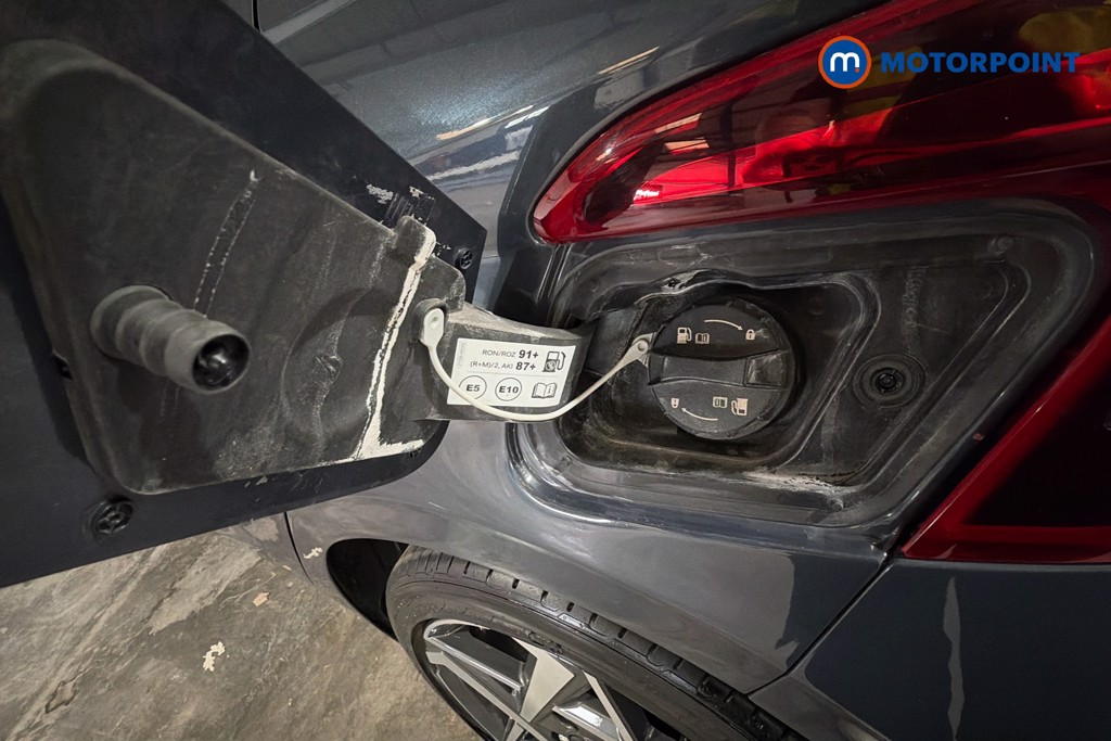 Hyundai I20 Premium Manual Petrol Hatchback - Stock Number (1629279) - 41st supplementary image