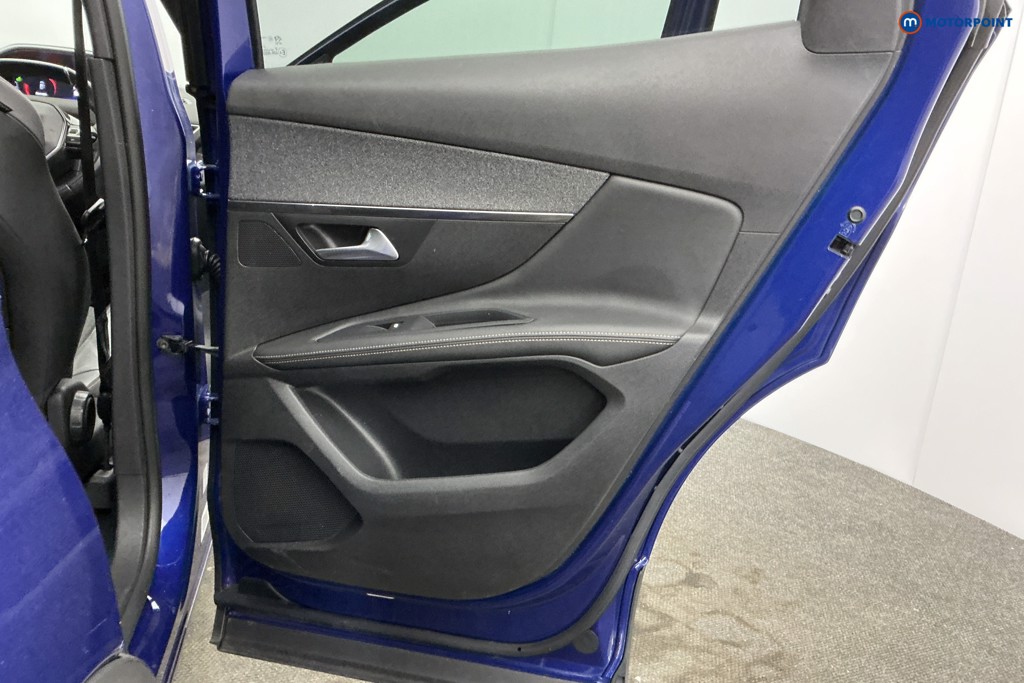 Peugeot 3008 Gt Line Premium Manual Diesel SUV - Stock Number (1629751) - 32nd supplementary image