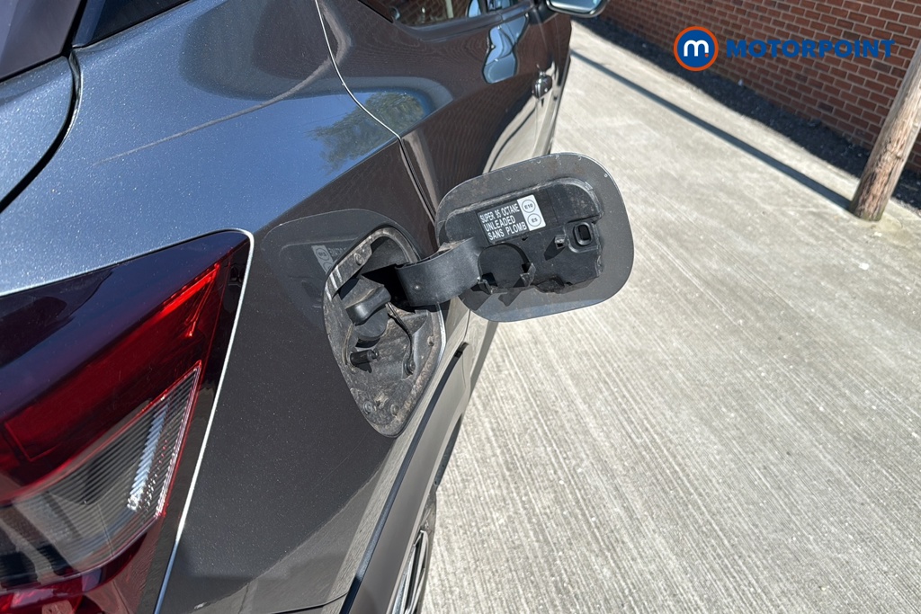 Nissan Juke Acenta Manual Petrol SUV - Stock Number (1630815) - 41st supplementary image