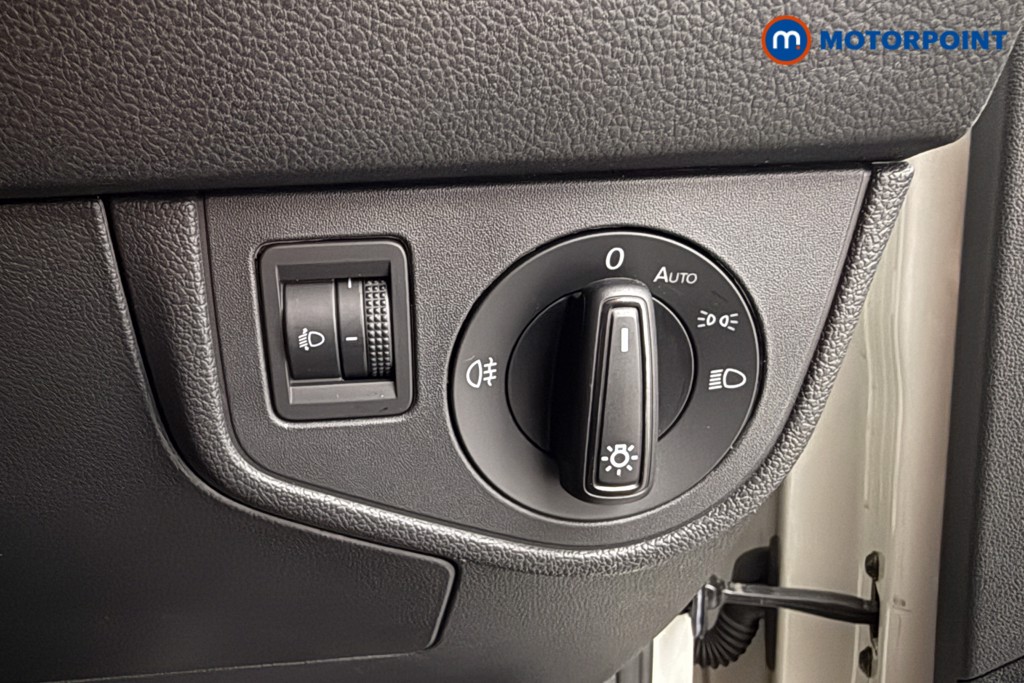 Volkswagen Polo Life Manual Petrol Hatchback - Stock Number (1630831) - 5th supplementary image
