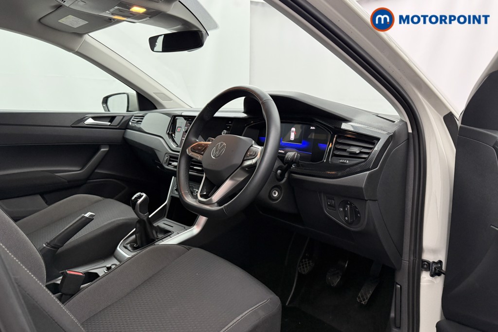 Volkswagen Polo Life Manual Petrol Hatchback - Stock Number (1630831) - 1st supplementary image