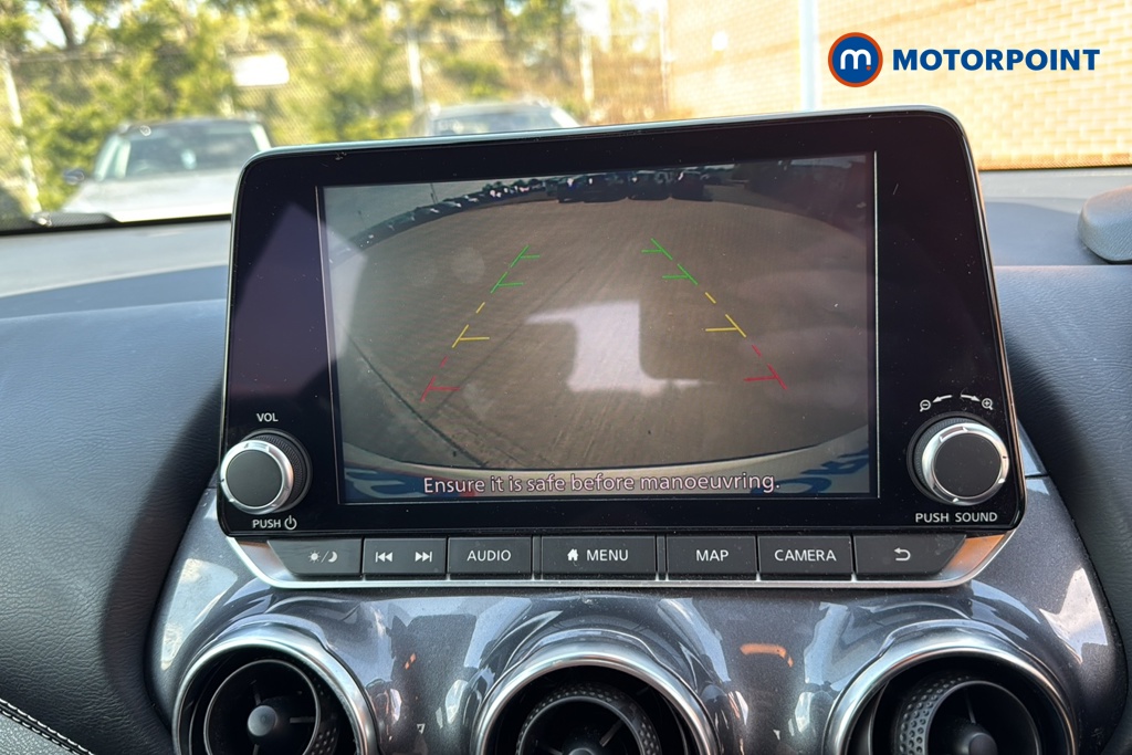 Nissan Juke N-Connecta Manual Petrol SUV - Stock Number (1632407) - 13th supplementary image