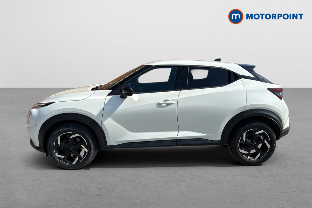 Nissan Juke N-Connecta Manual Petrol SUV - Stock Number (1632407) - Drivers side