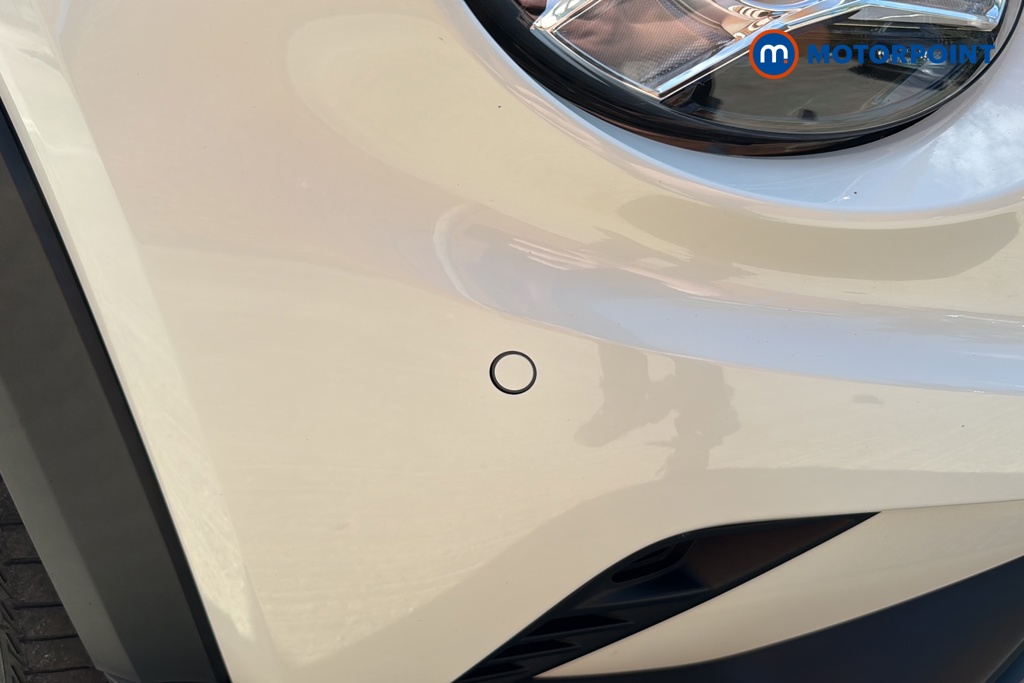 Nissan Juke N-Connecta Manual Petrol SUV - Stock Number (1632407) - 38th supplementary image