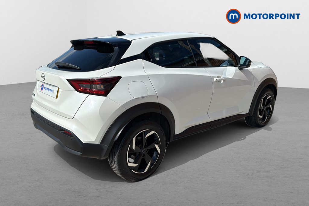Nissan Juke N-Connecta Manual Petrol SUV - Stock Number (1632407) - Passenger side rear corner