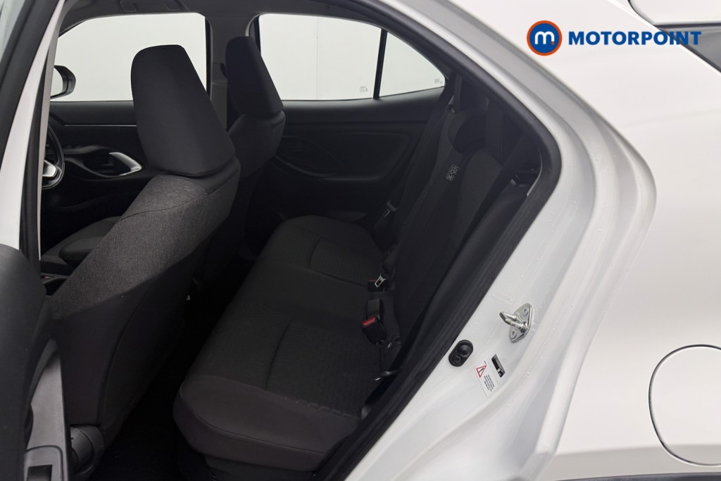 Toyota Yaris Cross Icon Automatic Petrol-Electric Hybrid Estate - Stock Number (1632559) - 5th supplementary image