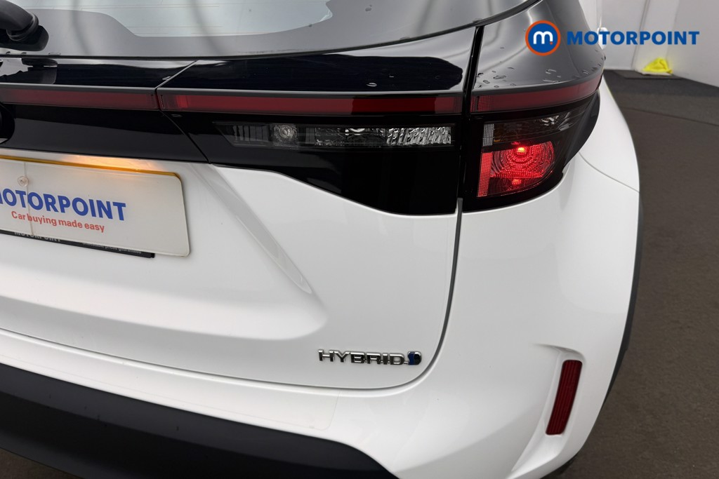 Toyota Yaris Cross Icon Automatic Petrol-Electric Hybrid Estate - Stock Number (1632559) - 9th supplementary image