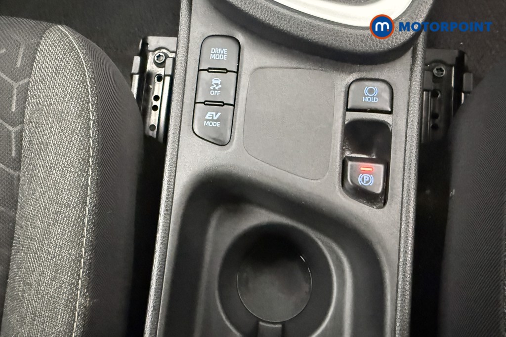 Toyota Yaris Cross Icon Automatic Petrol-Electric Hybrid Estate - Stock Number (1632559) - 20th supplementary image