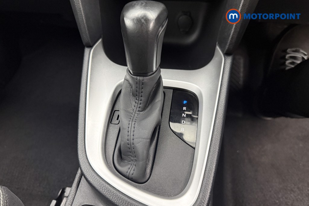 Toyota Yaris Cross Icon Automatic Petrol-Electric Hybrid Estate - Stock Number (1632559) - 21st supplementary image