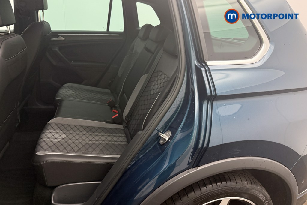 Volkswagen Tiguan R-Line Automatic Petrol SUV - Stock Number (1632888) - 6th supplementary image