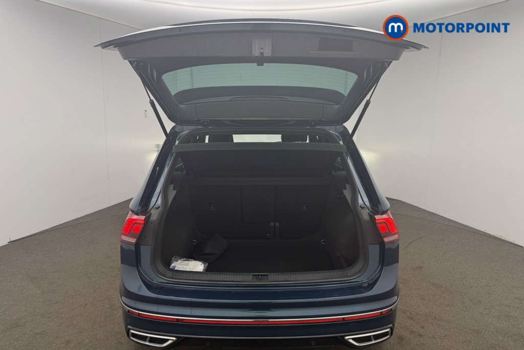 Volkswagen Tiguan R-Line Automatic Petrol SUV - Stock Number (1632888) - 11th supplementary image