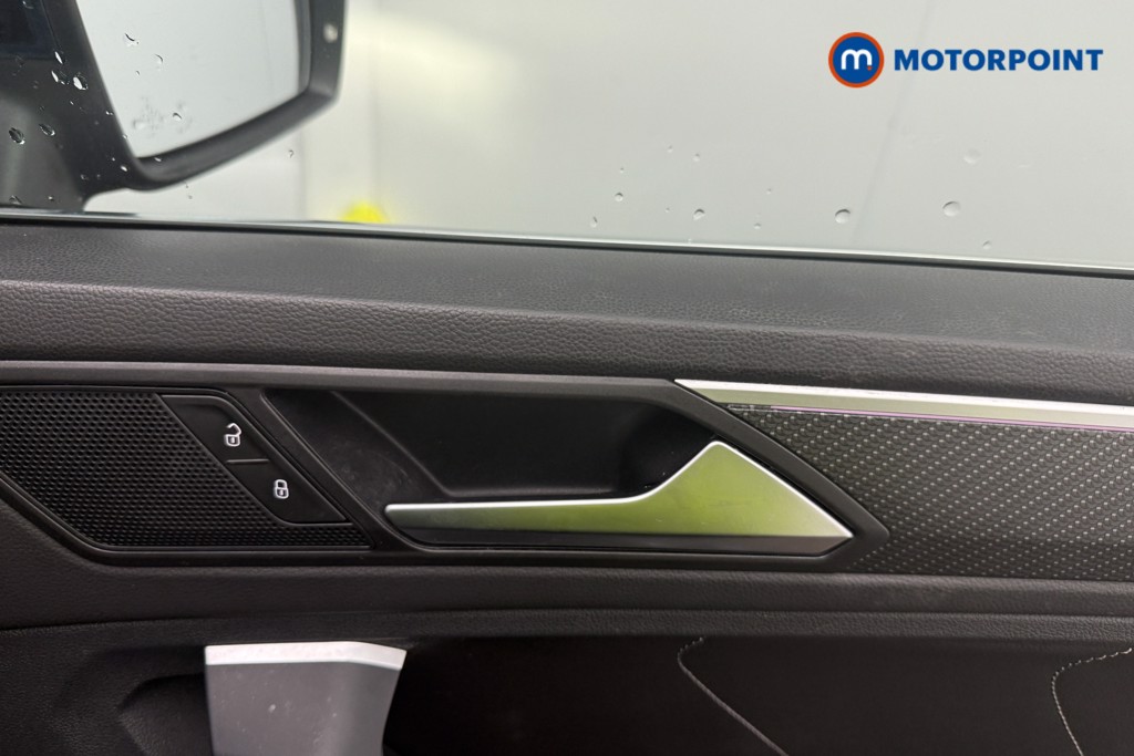 Volkswagen Tiguan R-Line Automatic Petrol SUV - Stock Number (1632888) - 21st supplementary image
