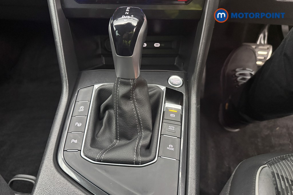 Volkswagen Tiguan R-Line Automatic Petrol SUV - Stock Number (1632888) - 24th supplementary image