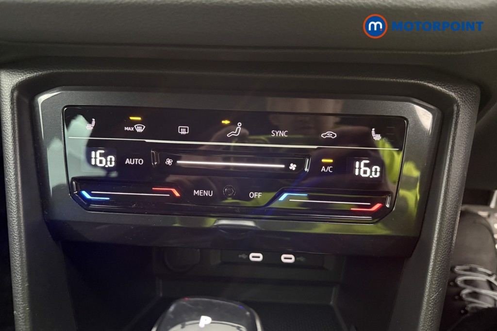 Volkswagen Tiguan R-Line Automatic Petrol SUV - Stock Number (1632888) - 27th supplementary image
