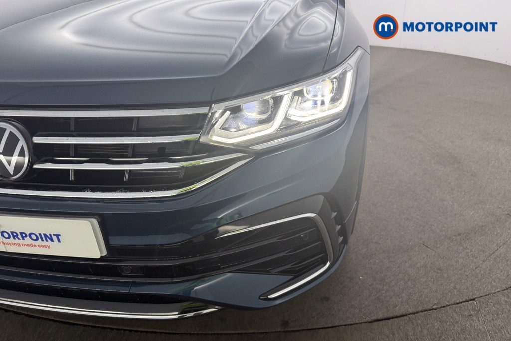Volkswagen Tiguan R-Line Automatic Petrol SUV - Stock Number (1632888) - 35th supplementary image