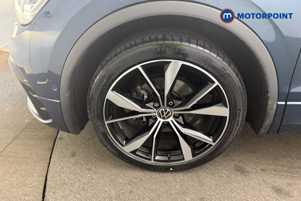 Volkswagen Tiguan R-Line Automatic Petrol SUV - Stock Number (1632888) - 36th supplementary image