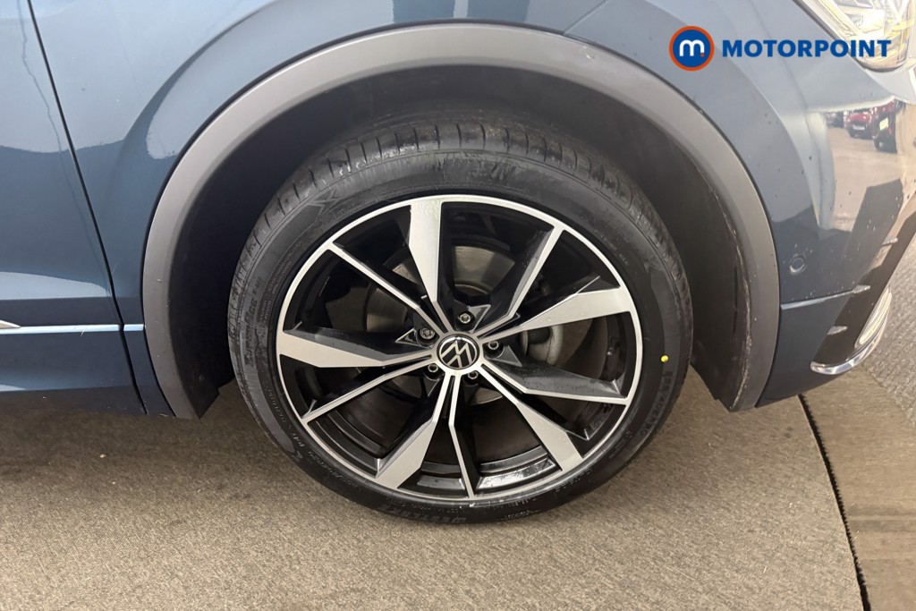 Volkswagen Tiguan R-Line Automatic Petrol SUV - Stock Number (1632888) - 39th supplementary image