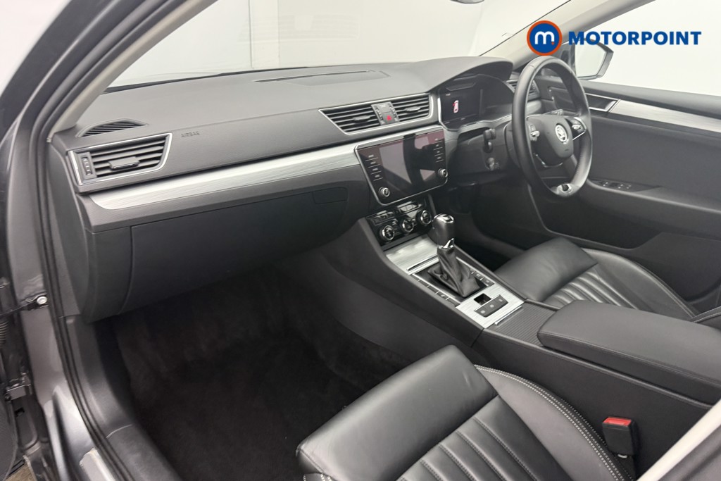 Skoda Superb Se Technology Automatic Petrol Plug-In Hybrid Estate - Stock Number (1633661) - 4th supplementary image