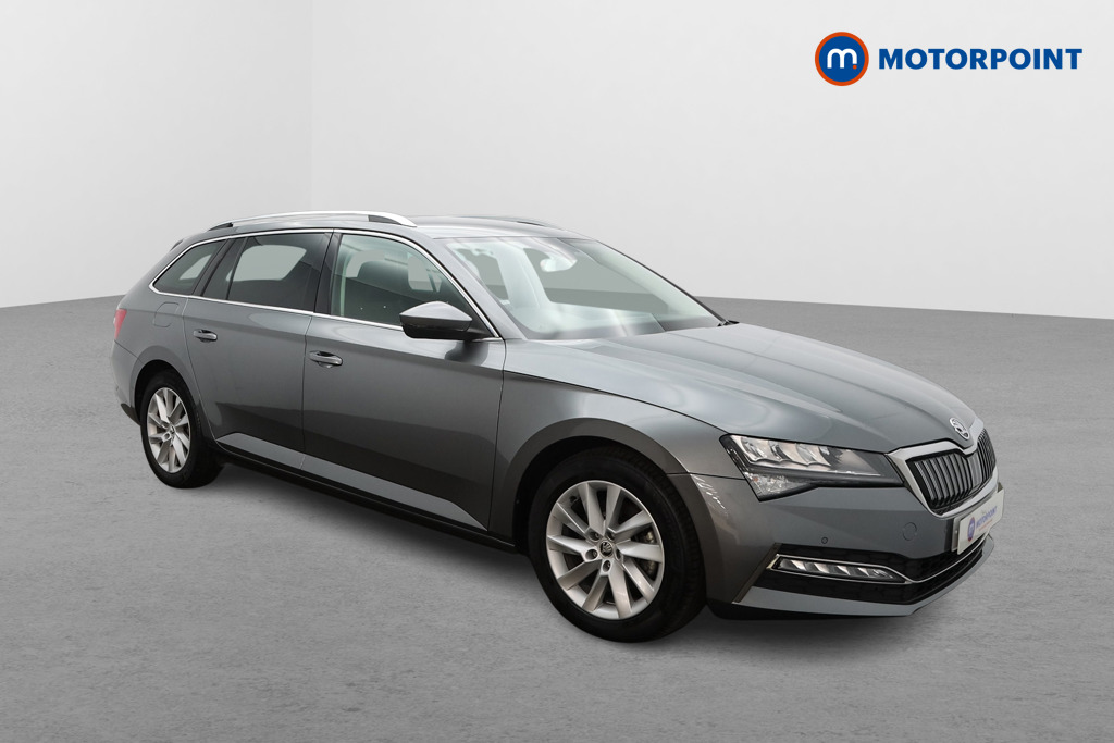 Skoda Superb Se Technology Automatic Petrol Plug-In Hybrid Estate - Stock Number (1633661) - Drivers side front corner