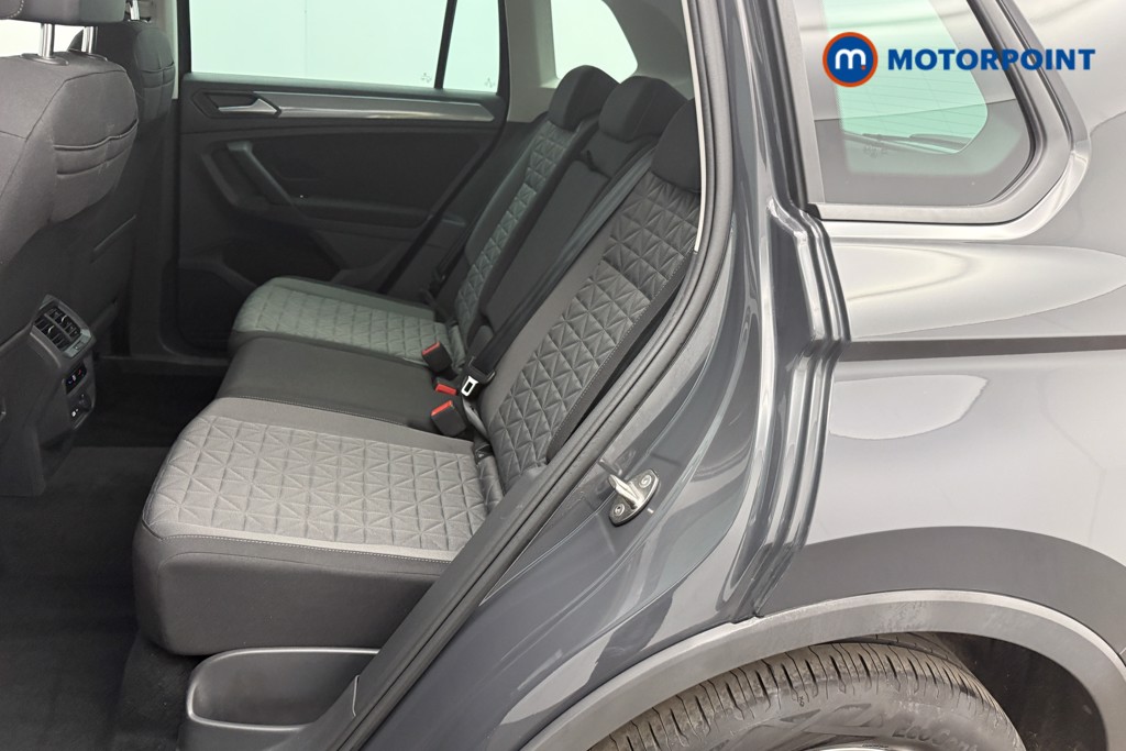 Volkswagen Tiguan Life Manual Petrol SUV - Stock Number (1633677) - 6th supplementary image