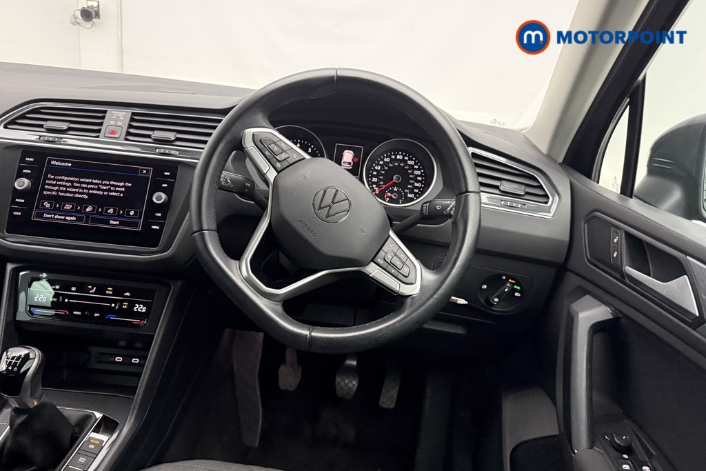 Volkswagen Tiguan Life Manual Petrol SUV - Stock Number (1633677) - 16th supplementary image