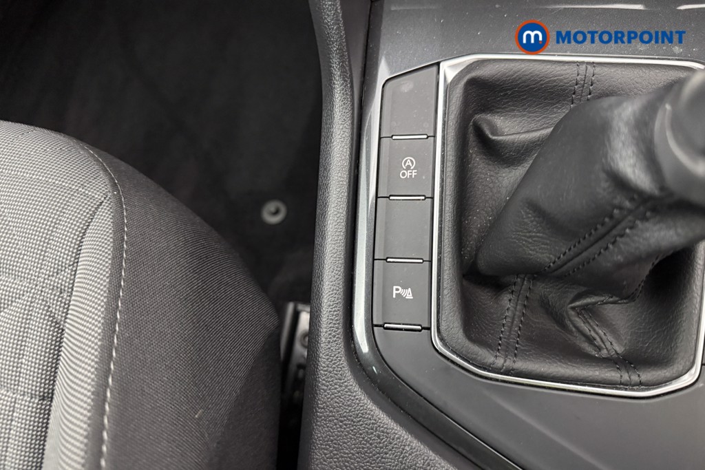 Volkswagen Tiguan Life Manual Petrol SUV - Stock Number (1633677) - 23rd supplementary image