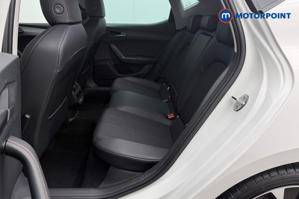 Cupra Leon V1 Manual Petrol Hatchback - Stock Number (1633709) - 4th supplementary image