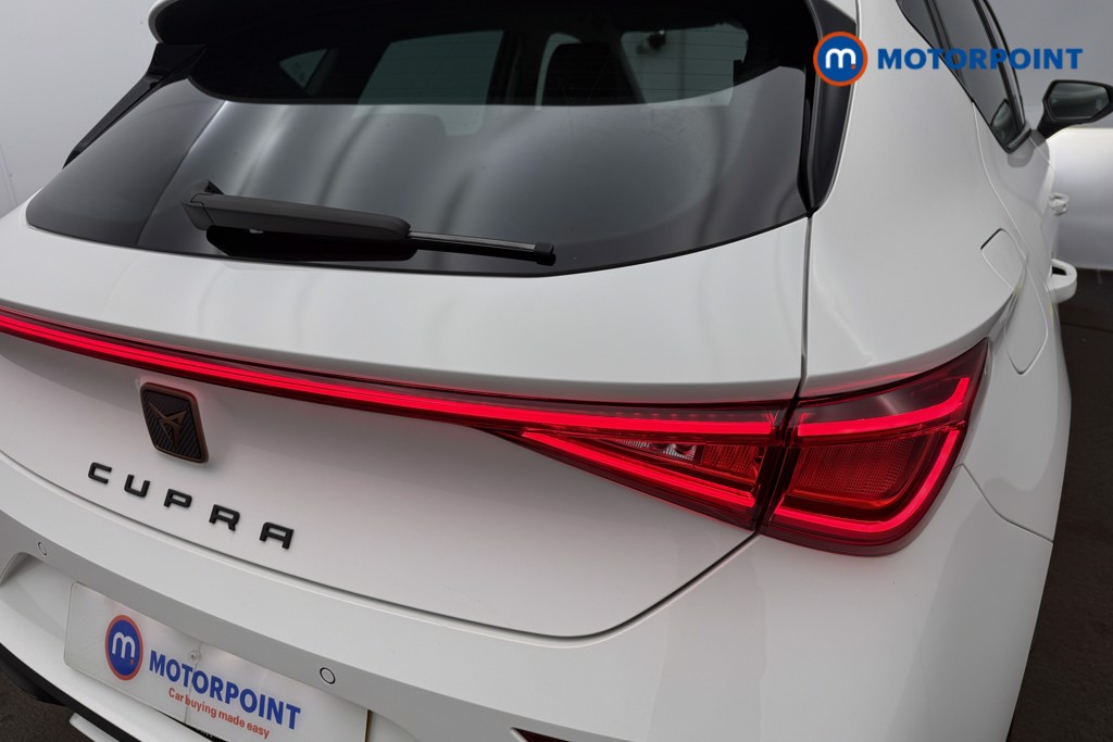 Cupra Leon V1 Manual Petrol Hatchback - Stock Number (1633709) - 9th supplementary image