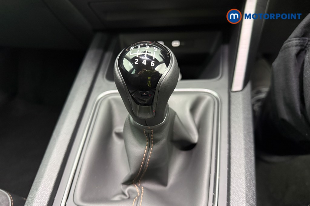 Cupra Leon V1 Manual Petrol Hatchback - Stock Number (1633709) - 21st supplementary image